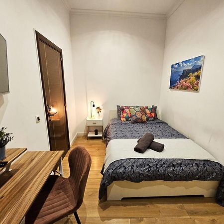 By La Rambla Rooms Barcelona Ngoại thất bức ảnh