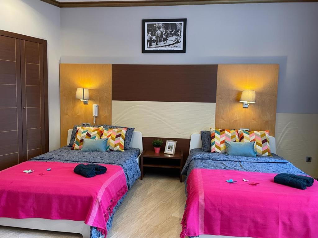 By La Rambla Rooms Barcelona Ngoại thất bức ảnh