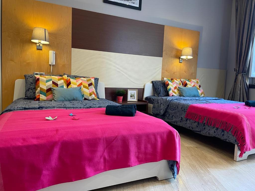 By La Rambla Rooms Barcelona Ngoại thất bức ảnh